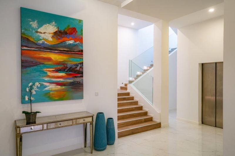 Photo Super Villa de luxe avec vue panoramique sur la mer à vendre sur Millionaires Mile, Kamala