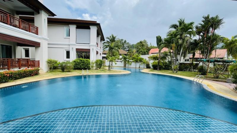 Photo Discounted 3 bedroom condo for sale in Cherngtalay