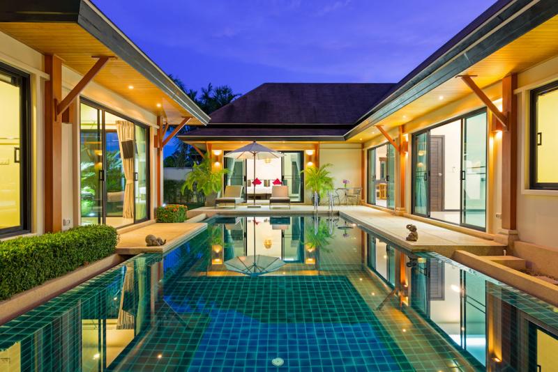 Photo Élégante villa de 3 chambres avec piscine à Rawai, Phuket pour des locations de vacances