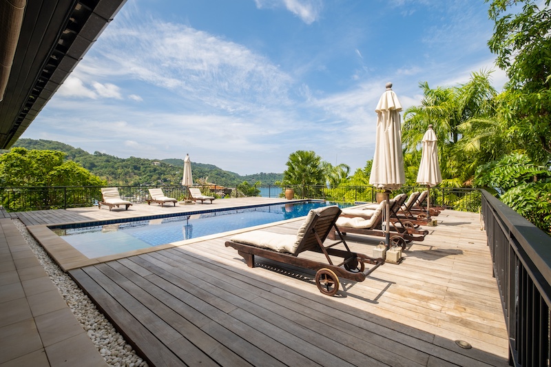 รูปภาพ Exclusive 6 Bedroom sea view pool villa สำหรับขายในกะตะ