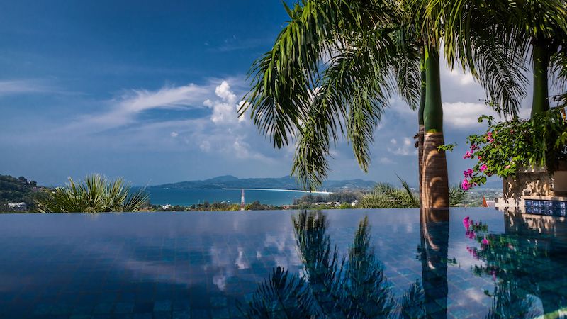 Photo Exclusive pool villa with Ocean View for sale located in Surin Beach, Phuket 