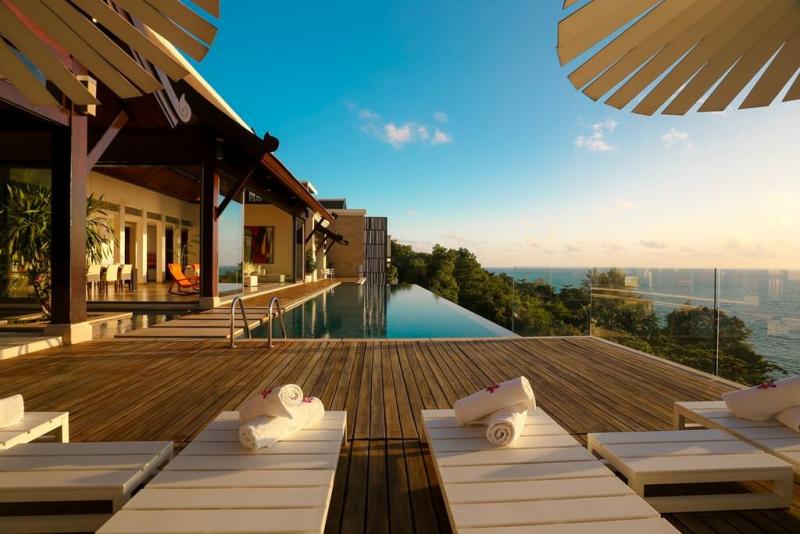 Photo Exclusive Stunning Sea View Villa for Rent in Nai Thon, Phuket, Thailand
