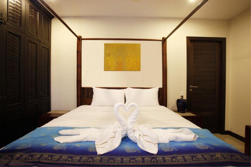Фото Экзотическая вилла с бассейном на Раваи с 4 спальнями