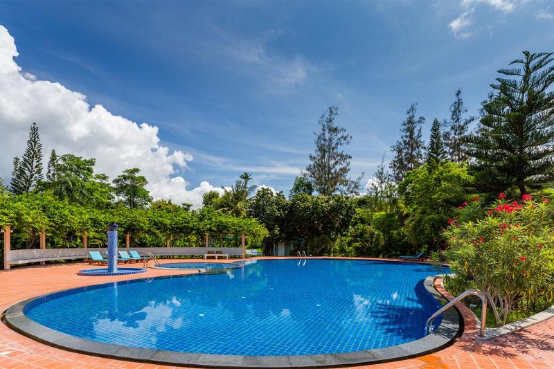 Photo Villa avec jardin de 2 chambres à louer à Rawai