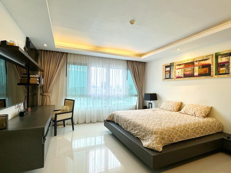 Photo Penthouse de 3 chambres avec piscine à vendre à Kamala Phuket