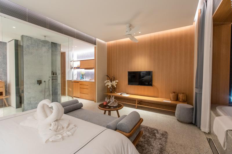 Photo Fully furnished luxury condominiums for sale in Kamala, Phuket Thailand  