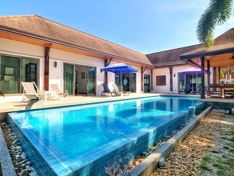 Photo Villa de style balinais thaïlandaise entièrement rénovée de 3 chambres à vendre à Rawai