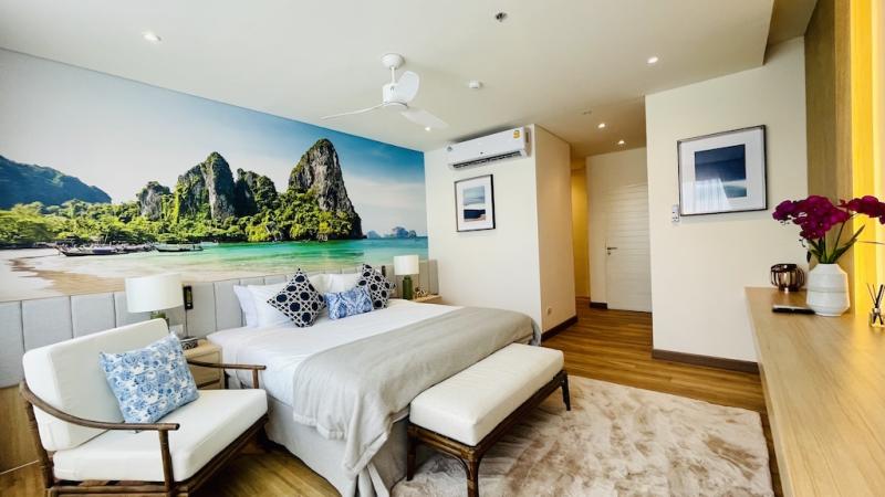 Фото Полностью отремонтированная квартира с 5 спальнями на продажу в Royal Phuket Marina.