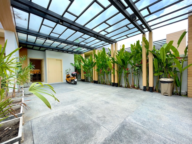 Photo High-end modern pool villa for sale in Kamala Phuket