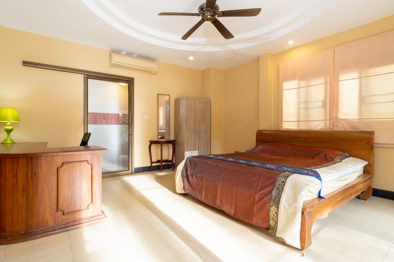 Фото Дом с 3 спальнями в аренду в Чернгталае