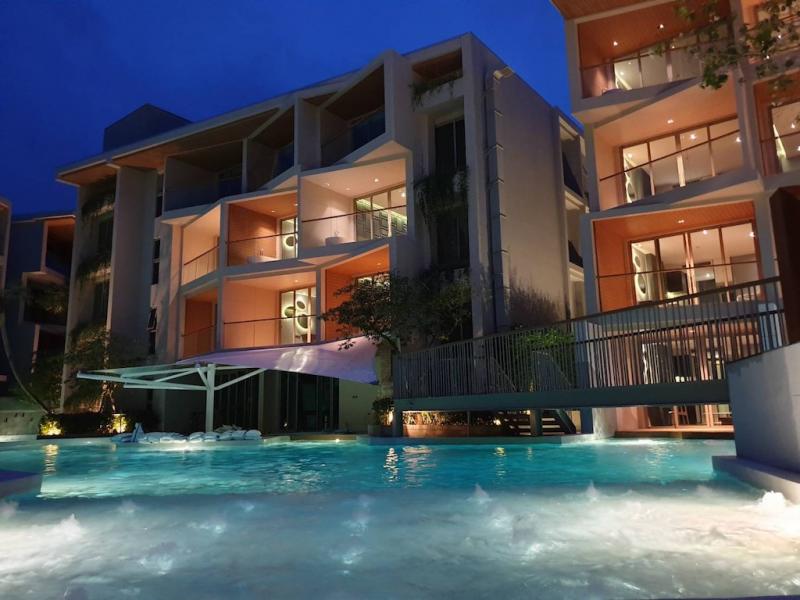 Photo Invest 1 M THB in a new 5 Star Resort in Phuket