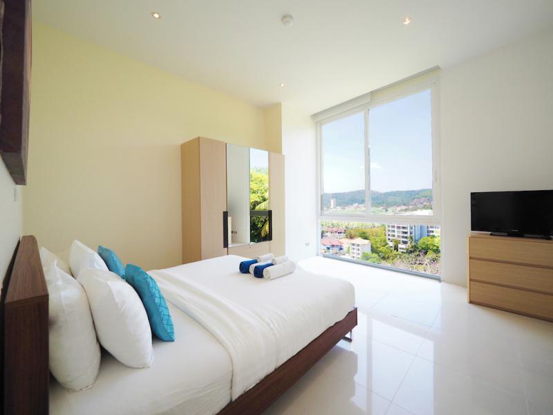 Photo Penthouse de 4 chambres avec vue sur la mer à vendre à Karon, Phuket 