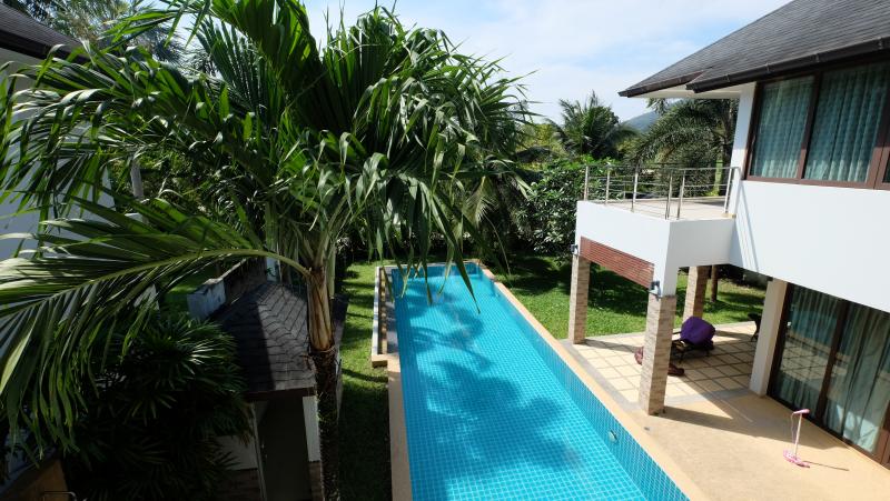 Photo Maison de luxe avec 3 chambres et piscine à vendre dans le Phuket Country club, Kathu, Phuket