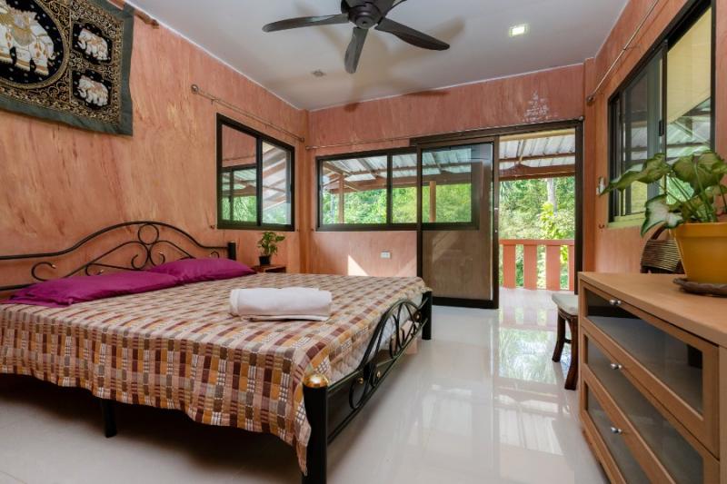 Фото Лаян Очаровательный Дом с 3 спальнями на продажу