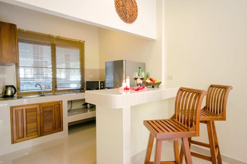 照片 普吉岛拉威的可爱复式一卧室公寓，可供短期或长期出租