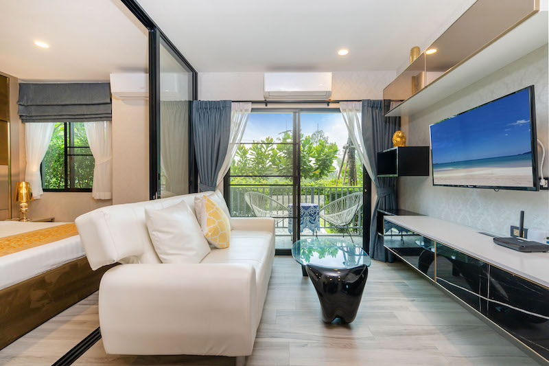 Photo Luxury 1 bedroom condo for sale in Nai Yang Beach, Phuket
