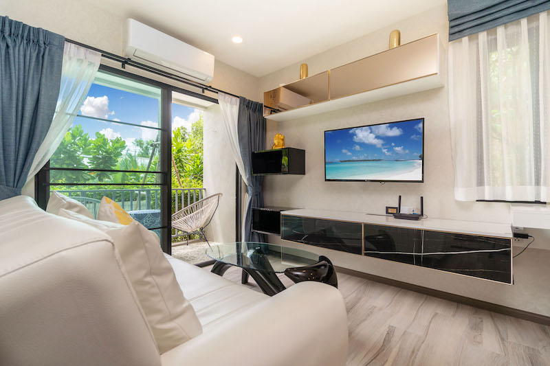 Photo Luxury 1 bedroom condo for sale in Nai Yang Beach, Phuket