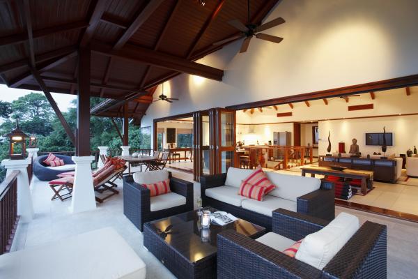 Photo Patong Beach exclusive villa avec vue mer pour des vacances de luxe