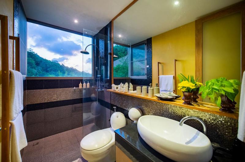 Photo Villa de luxe avec piscine et vue sur l'océan à louer à Bang Tao, Phuket