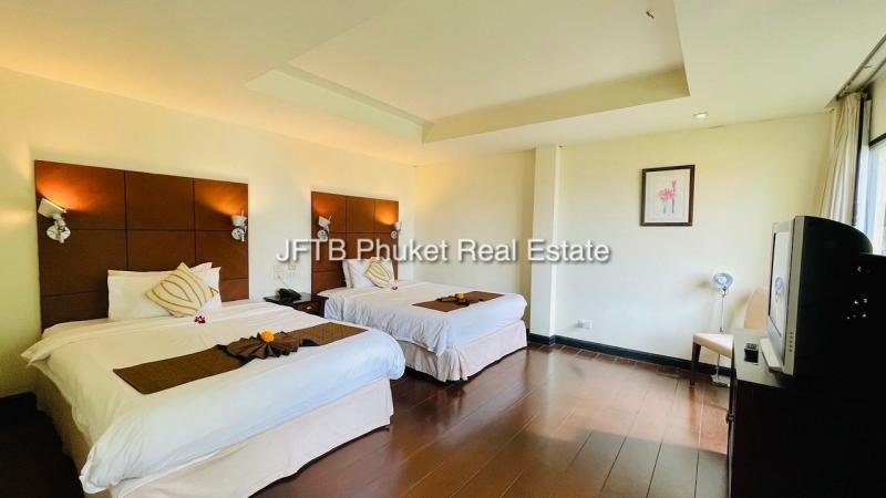 Photo Luxury Phuket villa Patong ขายในกะหลิม