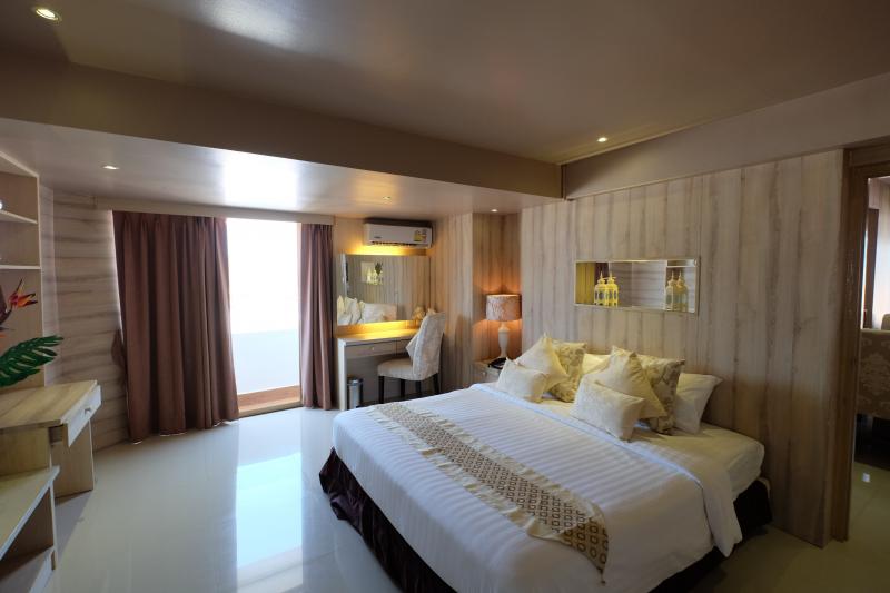 Photo Роскошная 2-комнатная квартира с видом на море на продажу недалеко от пляжа Патонг с удобствами отеля