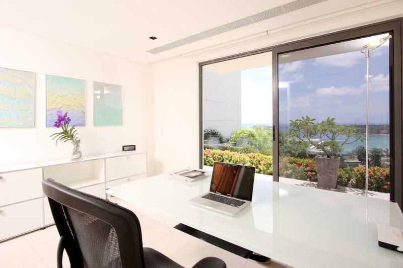 照片豪华海景 3 卧室顶层公寓在普吉岛卡塔出售