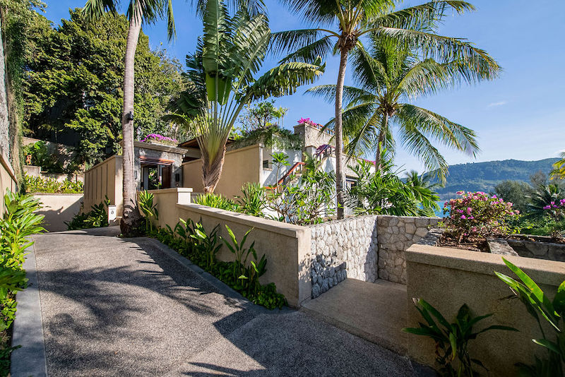 Photo Luxury villa 4 Bedrooms with spectacular ocean views of Kamala Bay for sale 