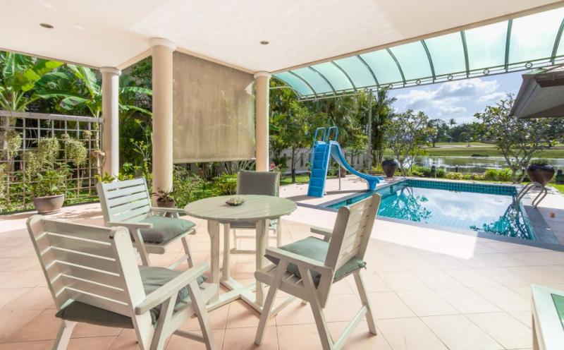 Photo Villa de luxe à louer et à vendre à Laguna Phuket
