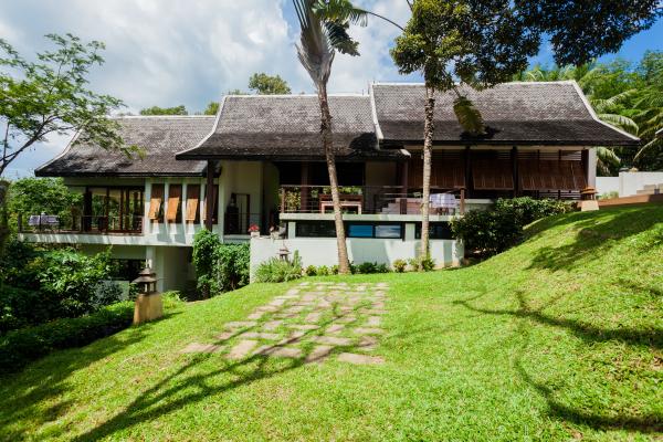 Photo Luxury villa for rent near the Sarasin bridge, Phuket