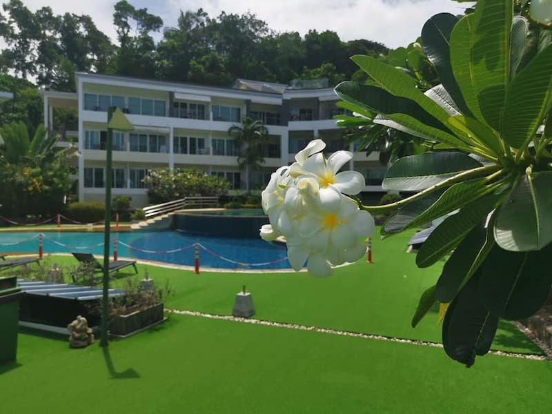 Photo Condo haut de gamme moderne de 2 chambres avec vue sur l'océan à vendre à Karon beach