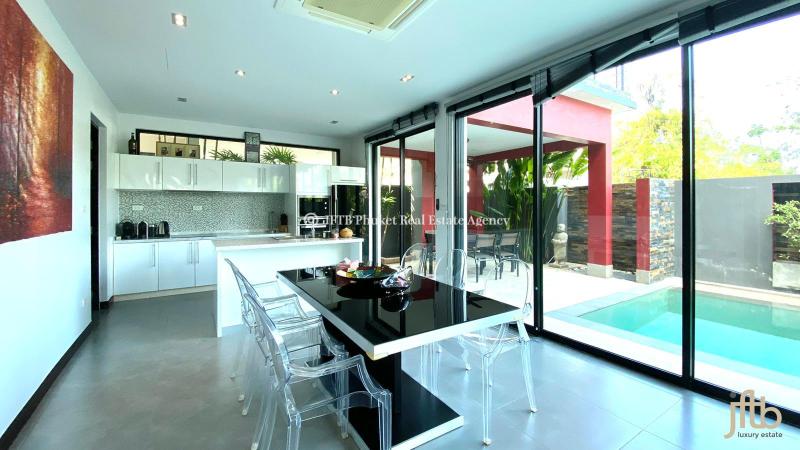 Photo Modern 3 bedrooms pool villa for sale in Pasak, Cherngtalay.