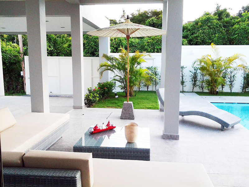 Photo Villa moderne de 3 chambres avec piscine privée à vendre à Rawai - Phuket