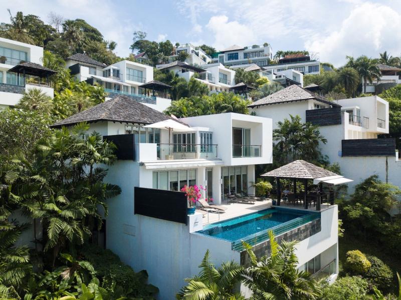 Photo Discounted Sea View 4 Bedroom Pool Villa for sale in Surin, Phuket