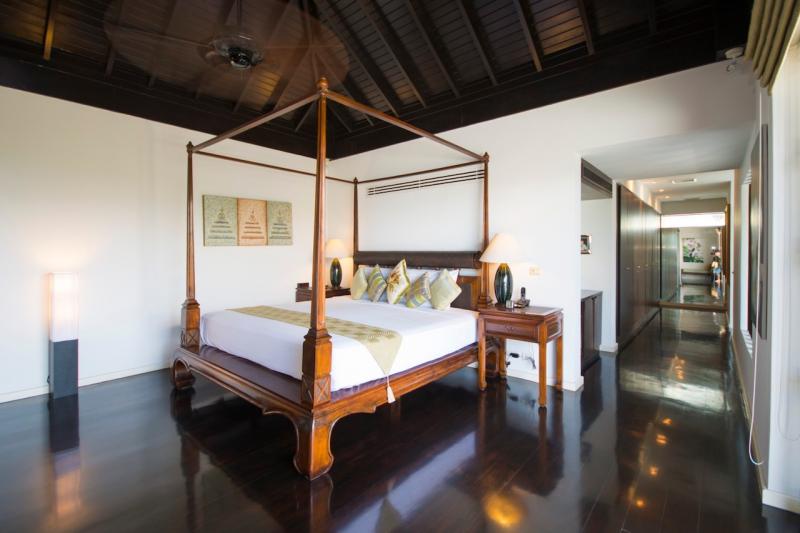 Photo Prix Discounté. Villa de luxe avec piscine et vue sur la mer, 4 chambres à vendre à Surin, Phuket