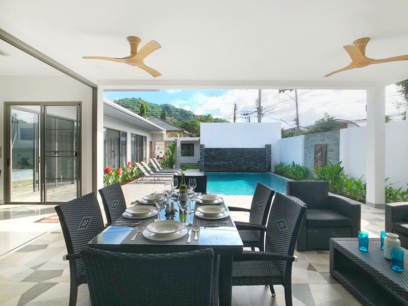 Photo Nouvelle top villa avec piscine de 3 chambres à vendre à Rawai