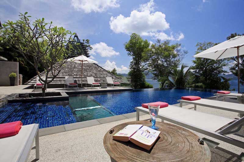 Photo Villa exclusive en front d'océan située sur la Route des Millionnaires à  Kamala, Phuket