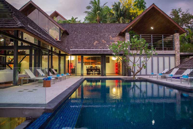 Photo Villa exclusive en front d'océan située sur la Route des Millionnaires à  Kamala, Phuket