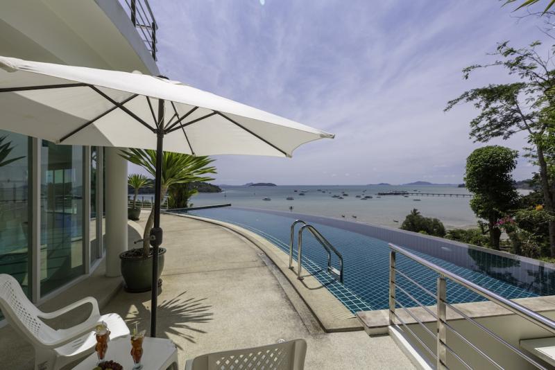 Photo Panoramic Sea View 3 bedrooms pool villa for Sale in Ao Po