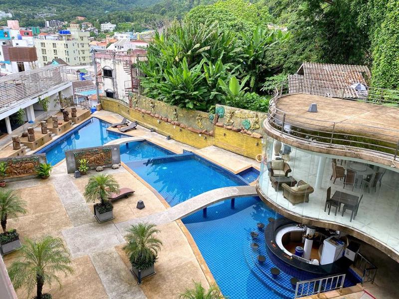 Photo Patong Beach fully furnished studio apartment for Sale with an unbeatable price