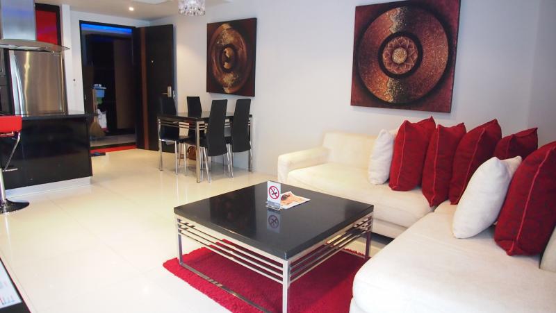 Photo Appartement de luxe à louer à Patong Beach sur Bangla Road