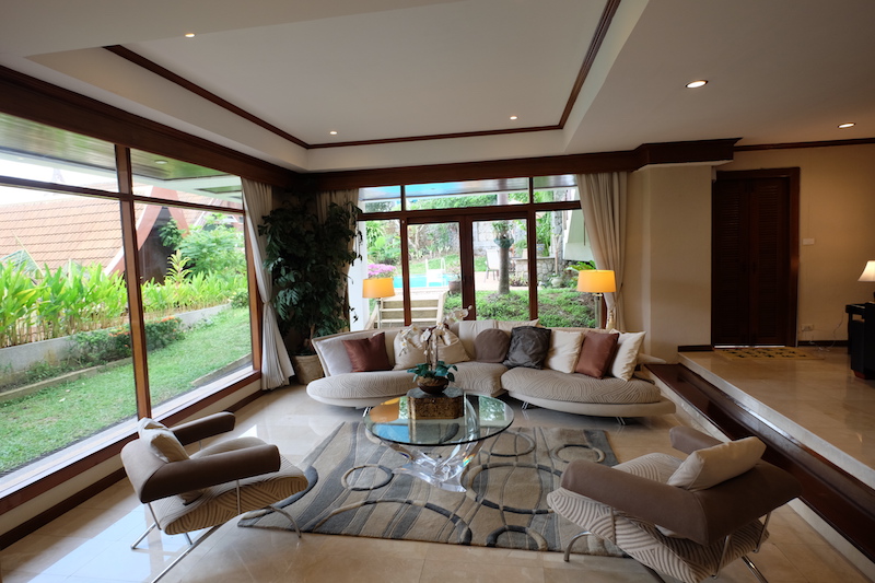 Фото Патонга роскошная вилла с 4 спальнями и бассейном на продажу с видом на море