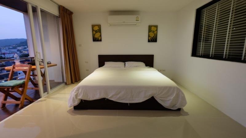 Photo Patong Sea View Studio квартира полностью меблирована для долгосрочной аренды-