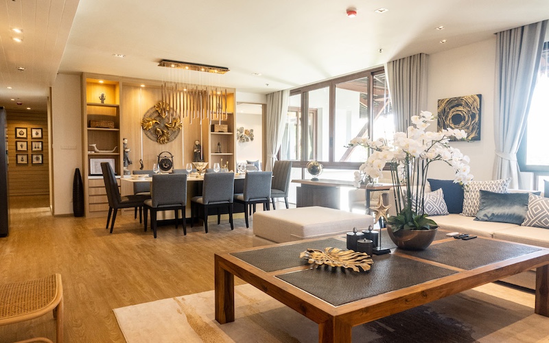 Photo Penthouse rénové avec 4 chambres en pleine propriété à vendre au Royal Phuket Marina