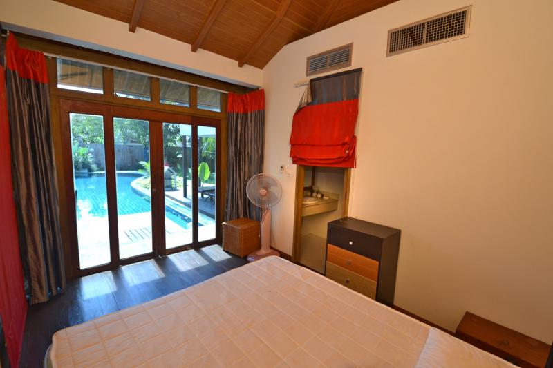 Photo Villa de 3 chambres avec piscine à vendre à Chalong à Phuket
