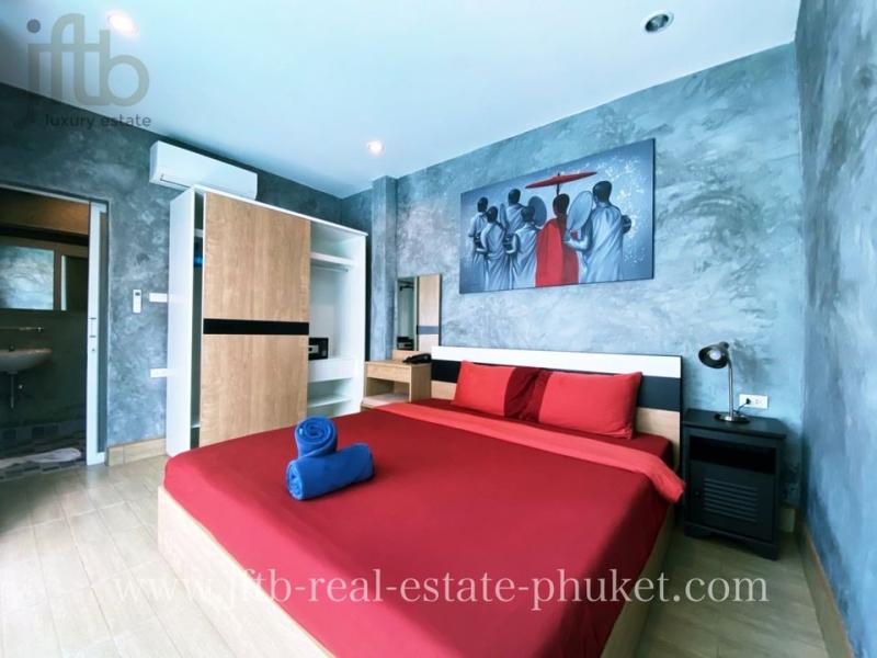 Photo Prix incroyable !! Phuket Villa de 3 chambres avec piscine à vendre à Nai Harn