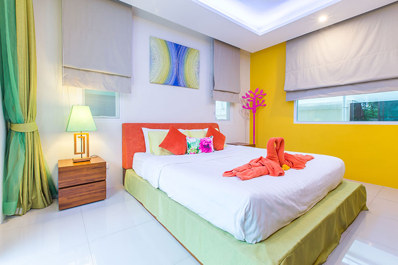 Фото Эксклюзивная вилла с 4 спальнями и бассейном на Пхукете в Чалонг