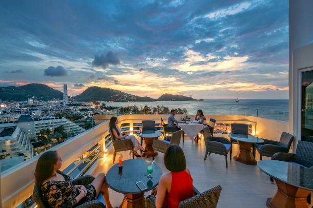 Photo Exclusive Panoramic Sea View Apartment For Sale in Patong Beach, Phuket