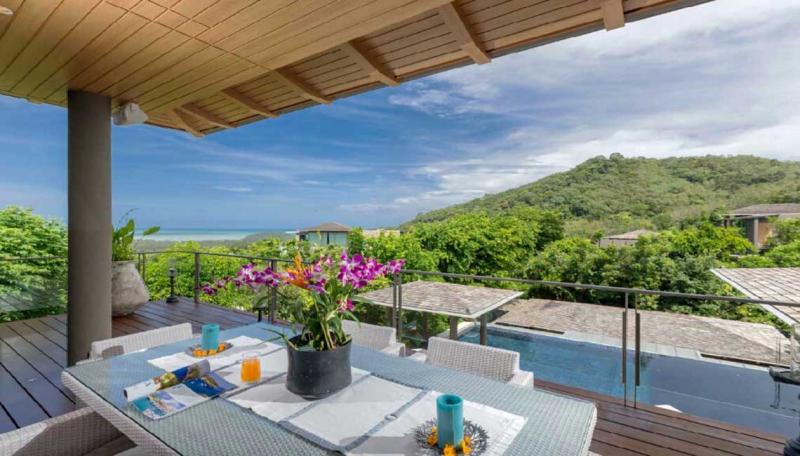 Photo Villa haut de gamme avec vue sur la mer à Layan avec 5 chambres