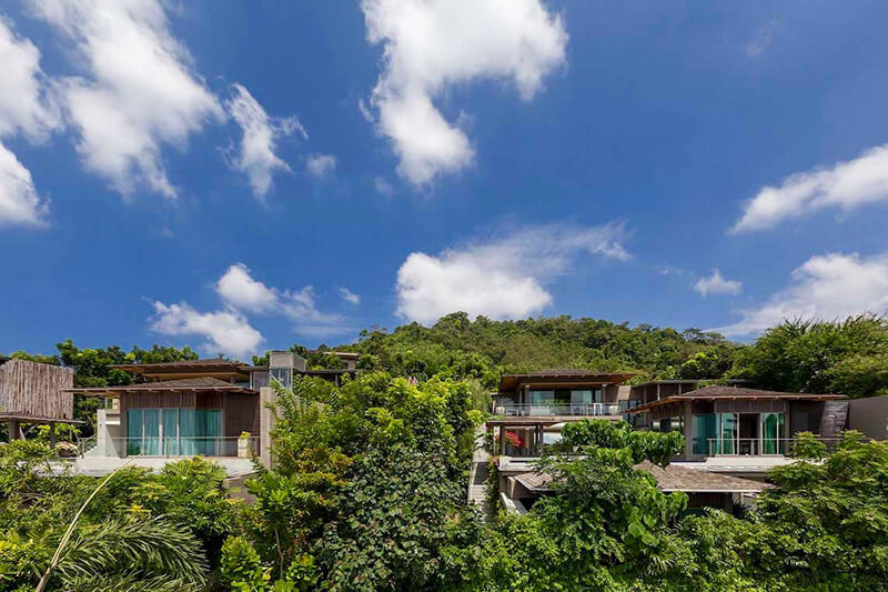 Photo Phuket High-end Luxury 4 bedroom Villa for sale in Layan with Sea View 