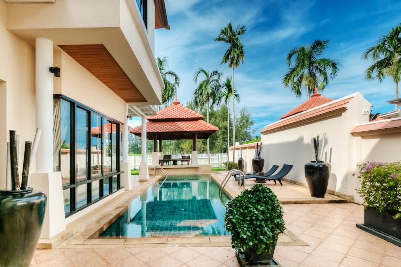 Photo Phuket Luxury 3 Bedroom Pool House for Rent ในลากูน่า
